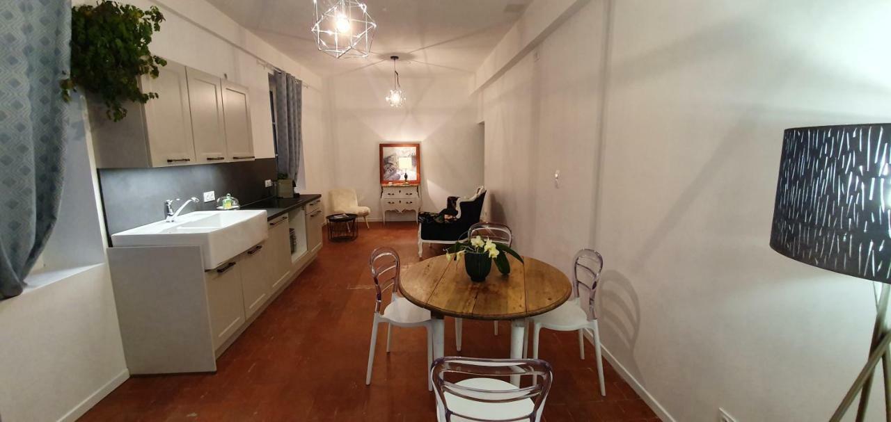 La Folie Hubert Apartment *